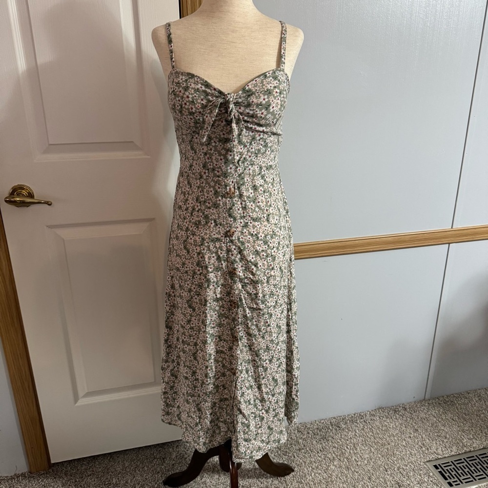 AUW Green Floral Midi Dress Size Medium